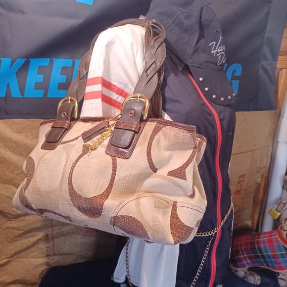 Coach canvas shoulder bag - Picture 8 of 11